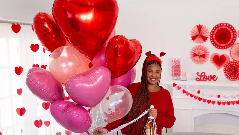Why Balloons Are A Valentine’s Day Decoration Essential?