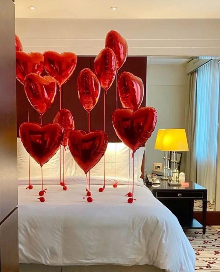 Valentines and Anniversary Balloons Decoration