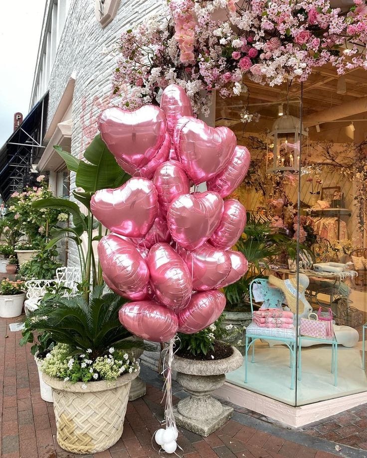 Valentines and Anniversary Balloons Decoration