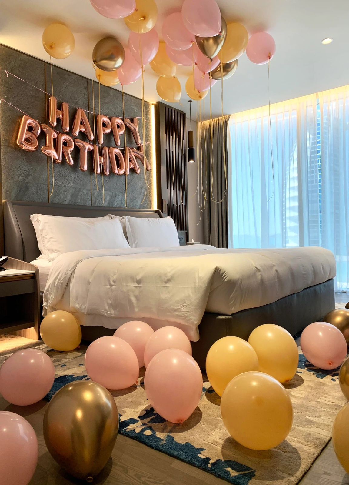 Birthday balloons