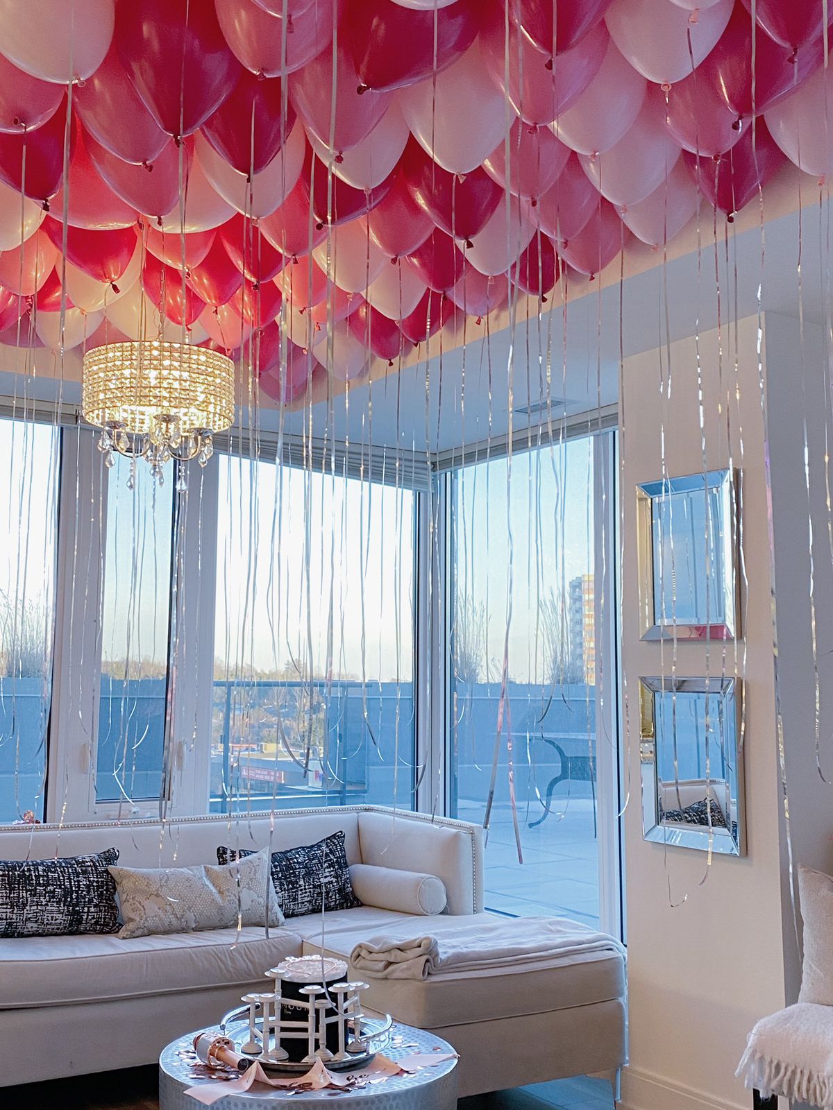 ceiling balloons